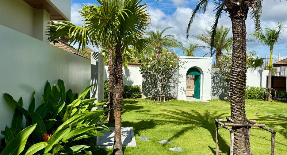 For sale 4 bedrooms villa in Thalang, Phuket