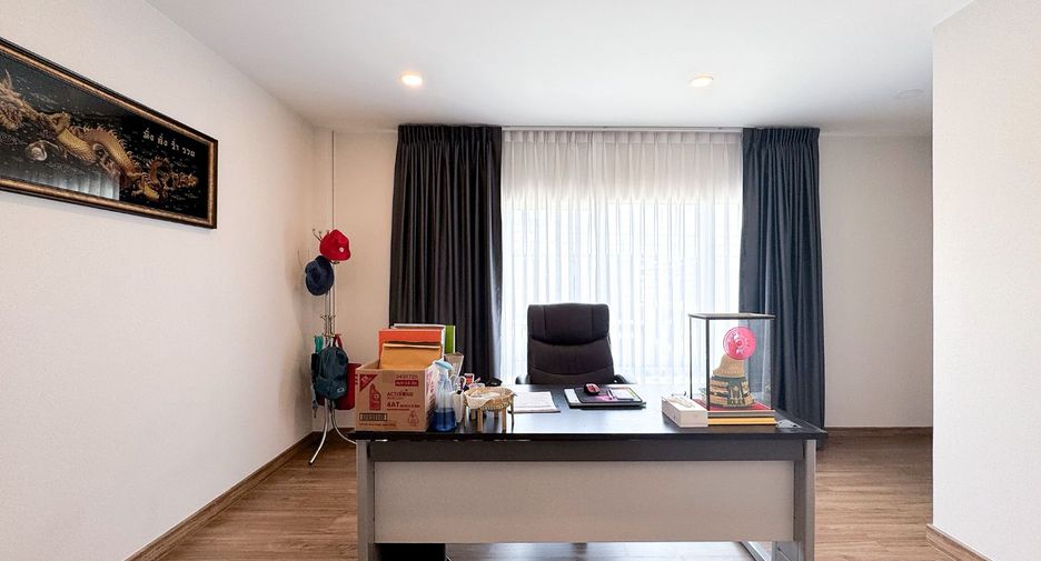 Haus zum Kauf mit 4 Zimmer in Bang Phli, Samut Prakan
