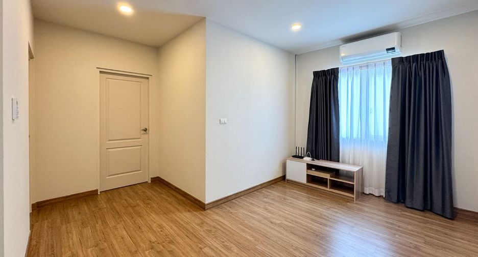 Haus zum Kauf mit 4 Zimmer in Bang Phli, Samut Prakan