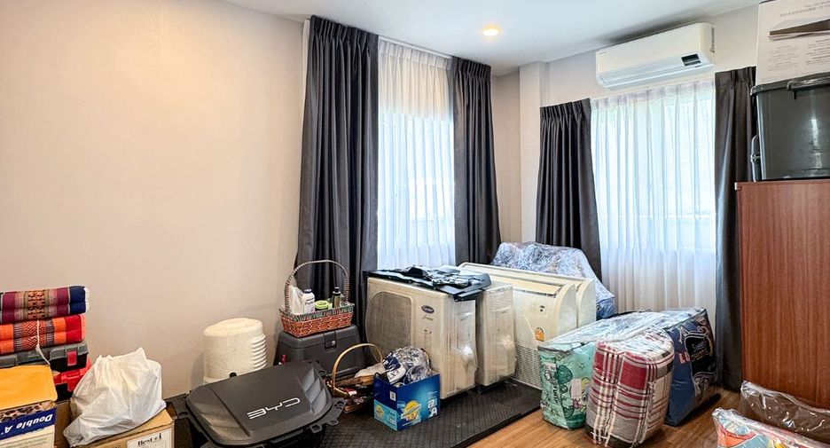Haus zum Kauf mit 4 Zimmer in Bang Phli, Samut Prakan