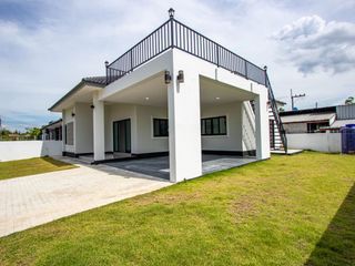 For sale 3 bedrooms house in Doi Saket, Chiang Mai