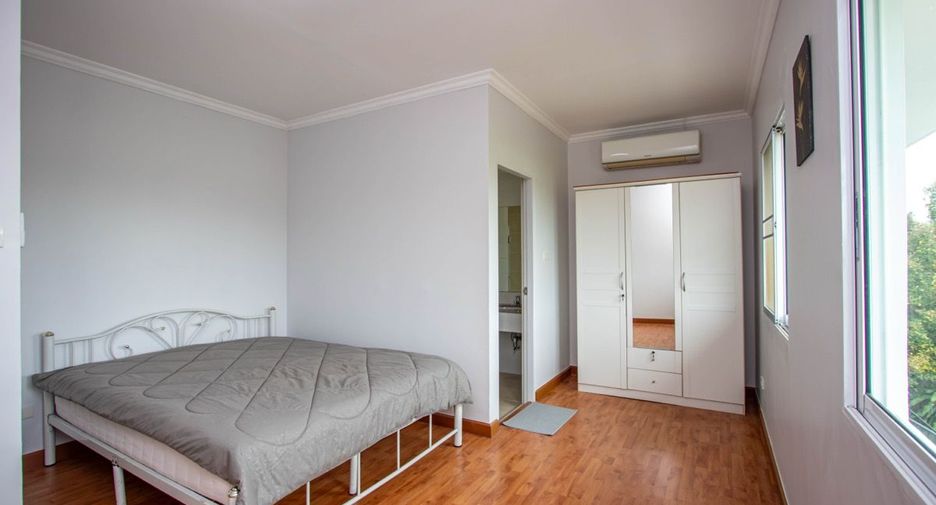 Продажа 4 спальни дом в Дои Сакет, Чианг Маи