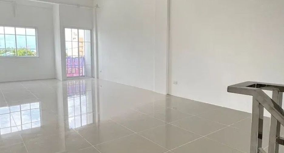 For rent 4 ベッドルーム retail Space in Bang Yai, Nonthaburi