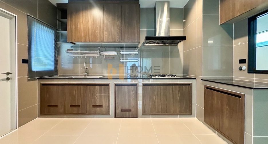 For sale 4 bedrooms house in Bang Kruai, Nonthaburi