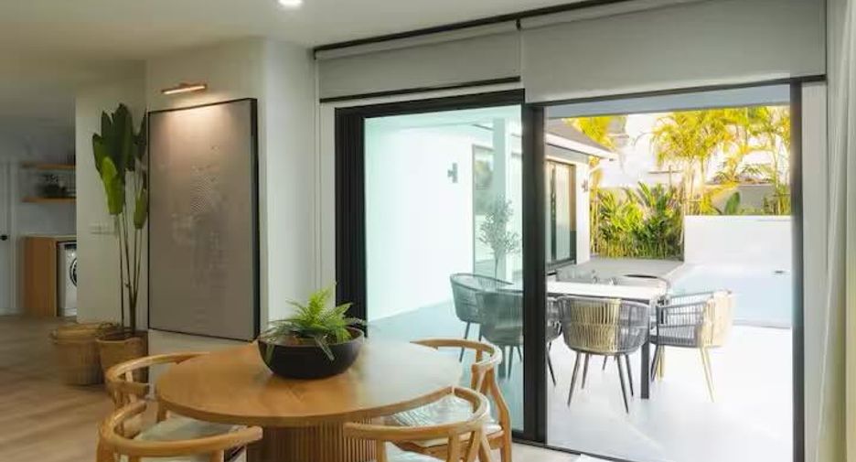 For rent 4 bedrooms villa in Hang Dong, Chiang Mai