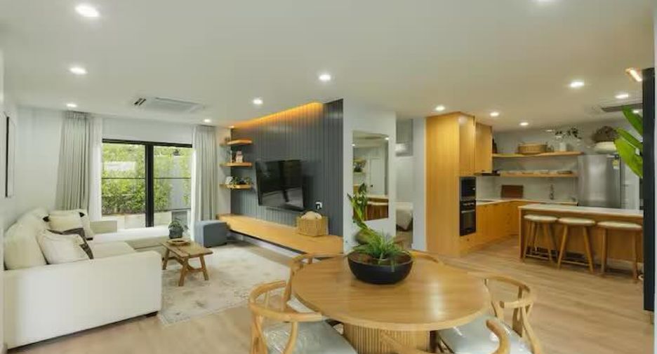 For rent 4 bedrooms villa in Hang Dong, Chiang Mai
