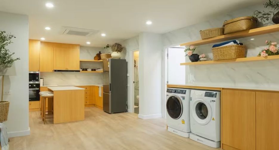 For rent 4 bedrooms villa in Hang Dong, Chiang Mai
