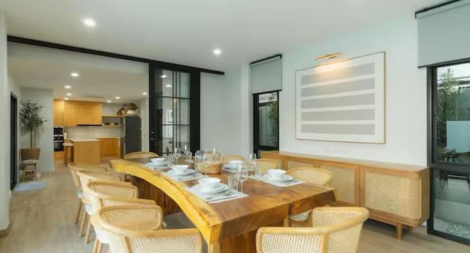 For rent 4 bedrooms villa in Hang Dong, Chiang Mai