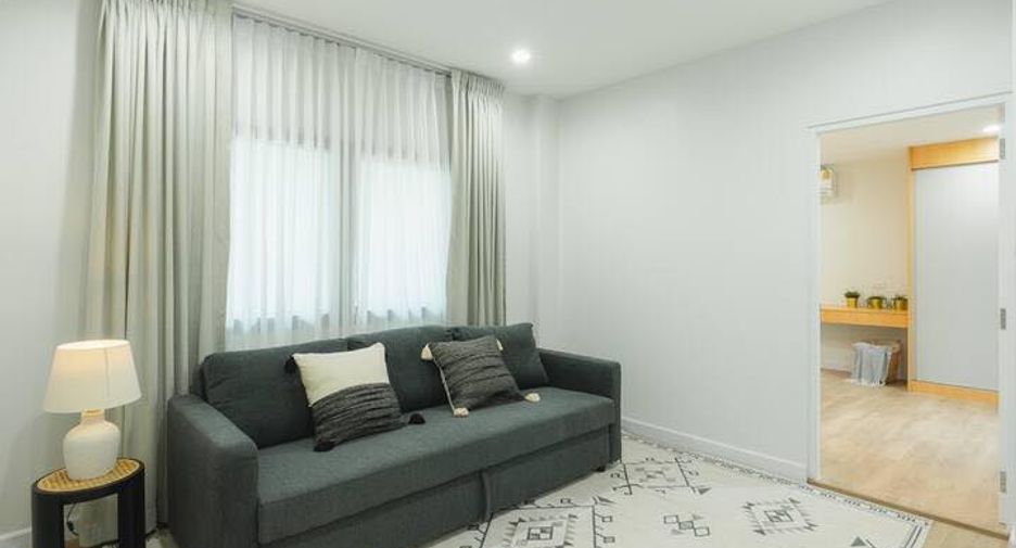 For rent 4 bedrooms villa in Hang Dong, Chiang Mai