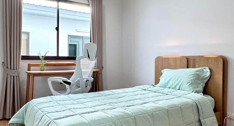 For rent 3 bedrooms townhouse in Mueang Chiang Mai, Chiang Mai