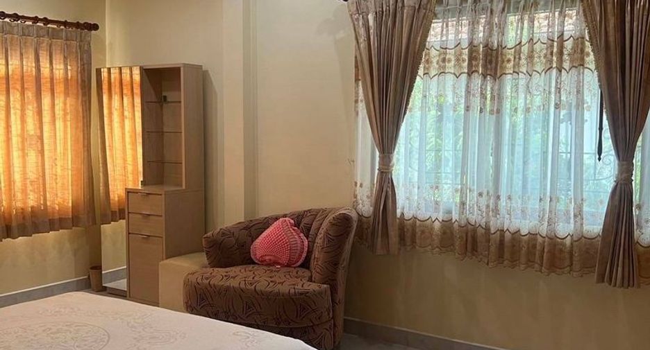 Haus zum Kauf mit 4 Zimmer in Bang Lamung, Chonburi