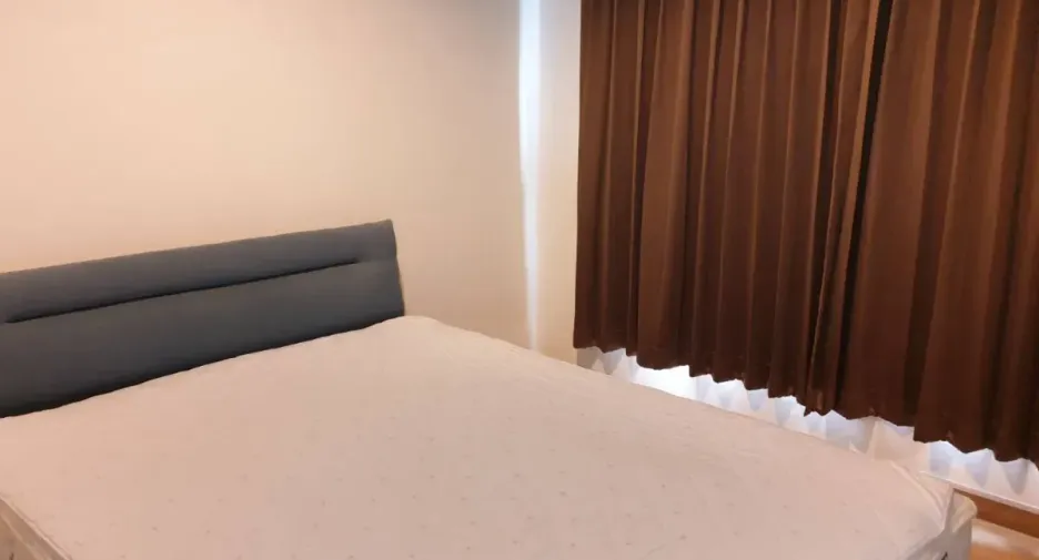 For sale 1 bed condo in Khlong Toei, Bangkok
