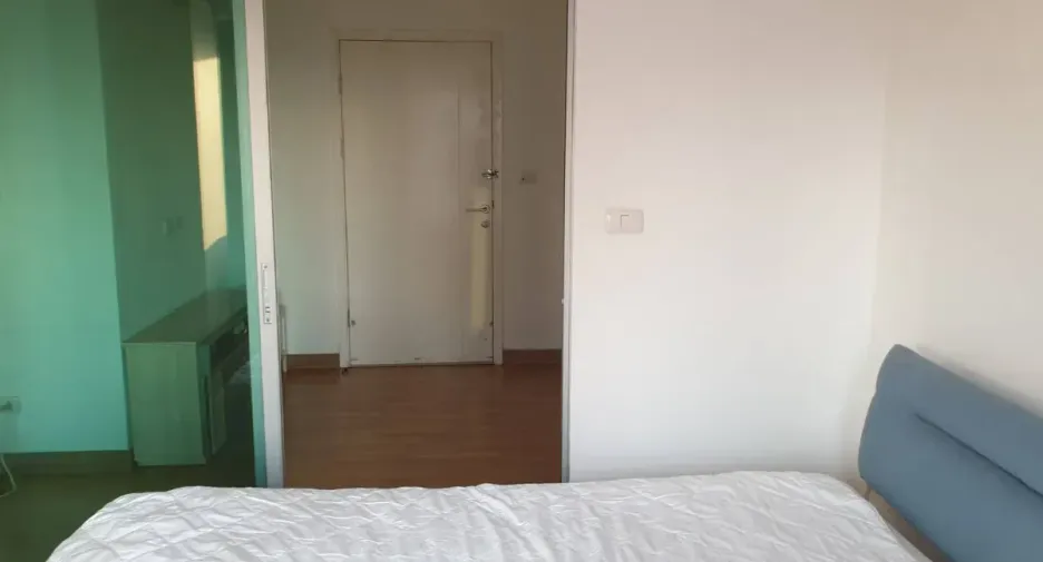 For sale 1 bed condo in Khlong Toei, Bangkok
