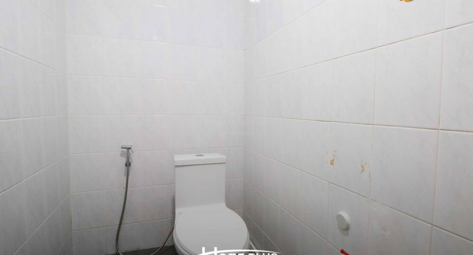 For sale 3 bedrooms house in Lat Phrao, Bangkok
