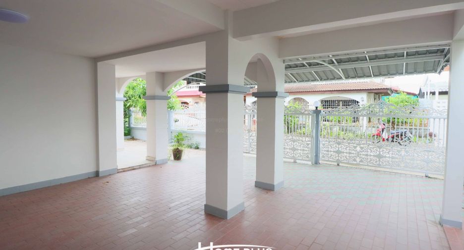 For sale 3 bedrooms house in Lat Phrao, Bangkok