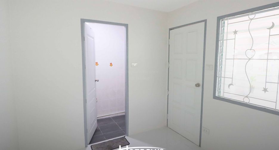 For sale 3 bedrooms house in Lat Phrao, Bangkok