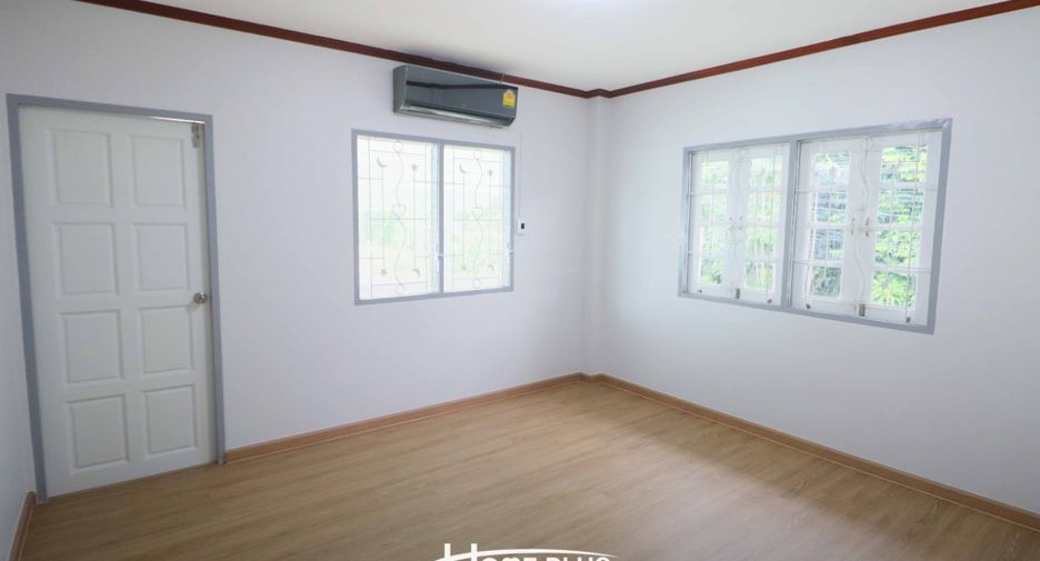 For sale 3 bedrooms house in Lat Phrao, Bangkok