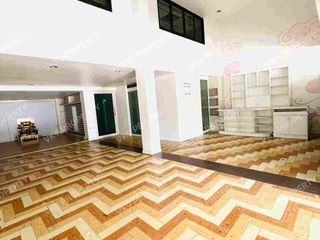 For rent 4 bedrooms retail Space in Bueng Kum, Bangkok