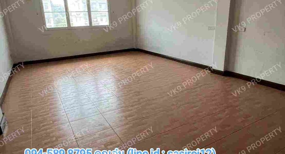 For rent 4 bedrooms retail Space in Bueng Kum, Bangkok