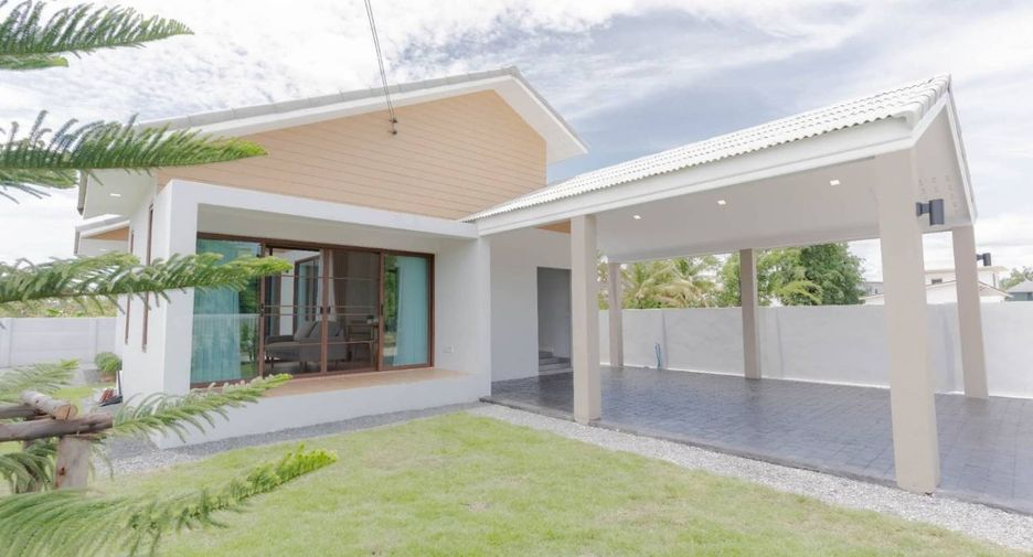 For sale 2 bedrooms house in Saraphi, Chiang Mai