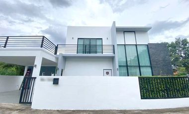 À louer 4 chambres maison à Mueang Chiang Mai, Chiang Mai