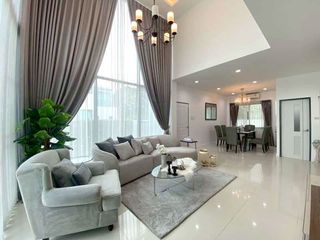 For rent 4 bedrooms house in Mueang Chiang Mai, Chiang Mai