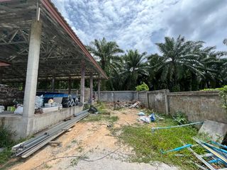 For sale 3 bedrooms villa in Mueang Krabi, Krabi