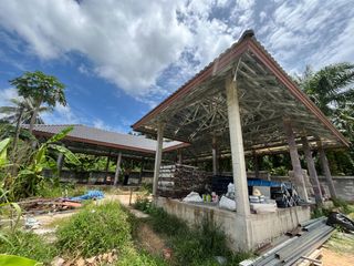 For sale 3 bedrooms villa in Mueang Krabi, Krabi