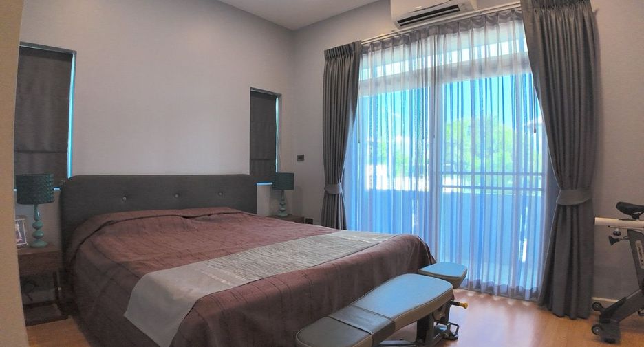 À louer 3 chambres maison à Bang Lamung, Chonburi