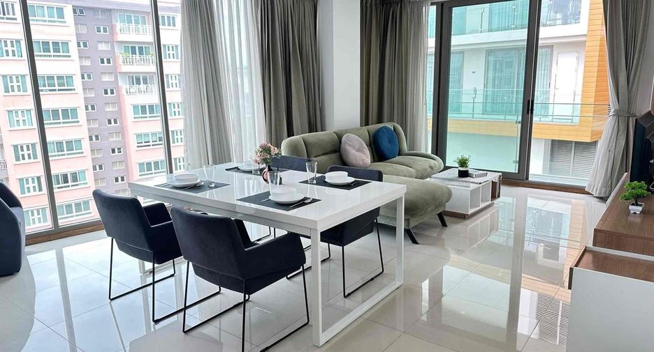 For rent 3 bedrooms condo in Mueang Chiang Mai, Chiang Mai