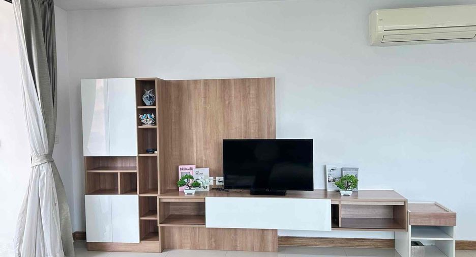 For rent 3 bedrooms condo in Mueang Chiang Mai, Chiang Mai