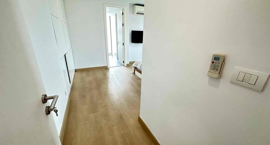 For rent 3 bedrooms condo in Mueang Chiang Mai, Chiang Mai