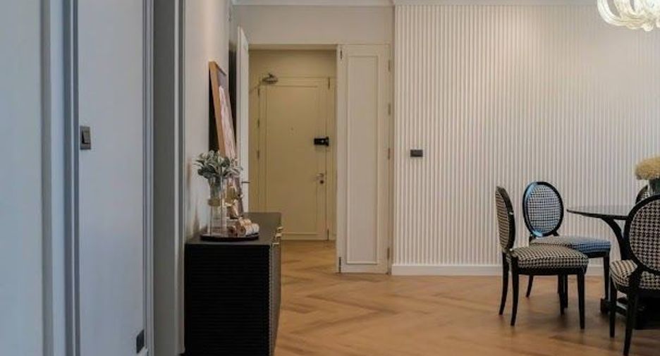 Condo en alquiler de 2 habitaciones en Khlong Toei, Bangkok