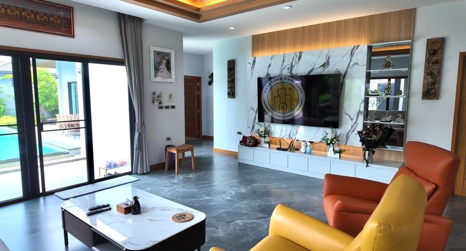 For sale 3 ベッドルーム villa in Bang Lamung, Chonburi