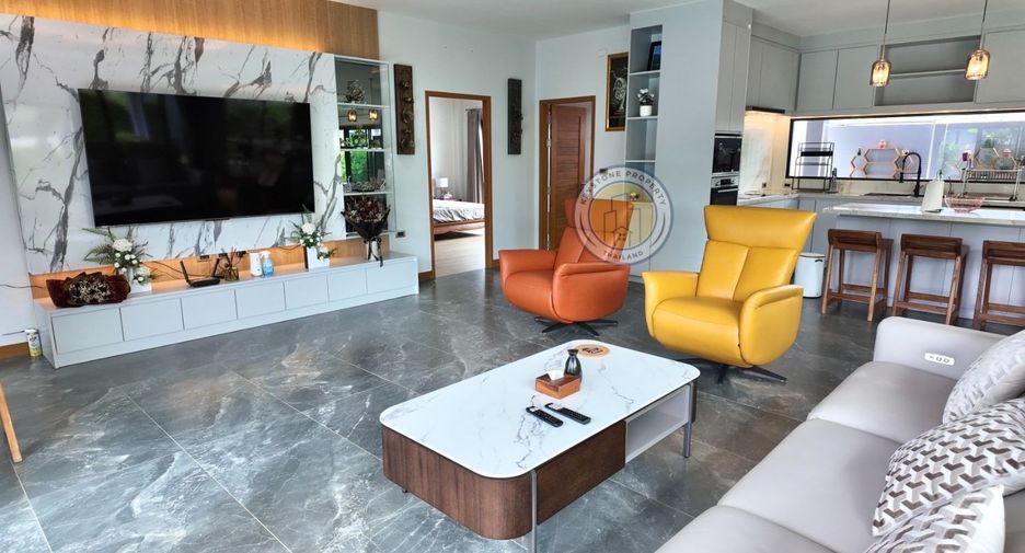 For sale 3 ベッドルーム villa in Bang Lamung, Chonburi