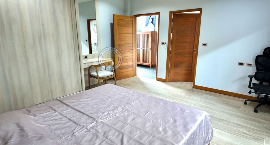 For sale 3 ベッドルーム villa in Bang Lamung, Chonburi