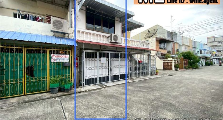 For rent 2 bedrooms townhouse in Suan Luang, Bangkok