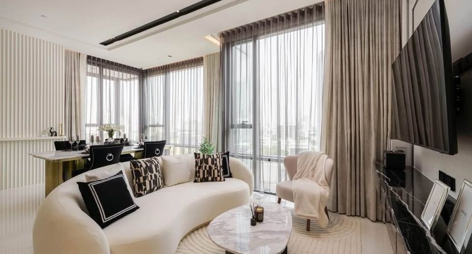 For rent and for sale 2 bedrooms condo in Watthana, Bangkok