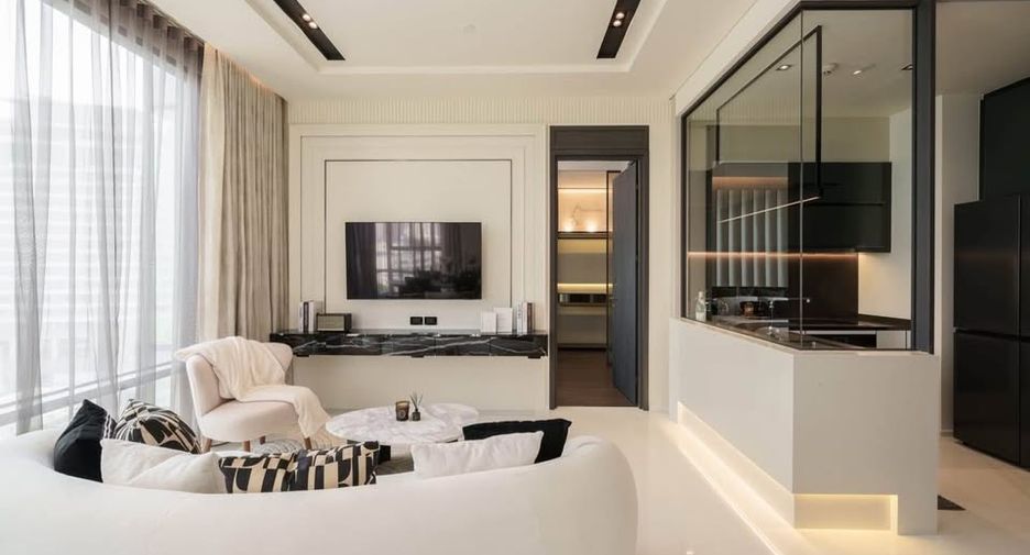 For rent and for sale 2 bedrooms condo in Watthana, Bangkok