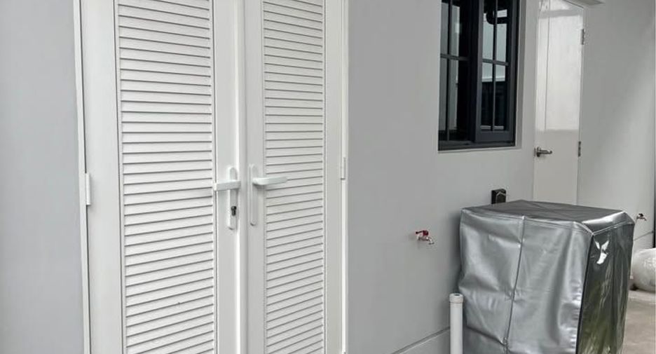 出租 4 卧室 独立屋 在 Bang Phli, Samut Prakan