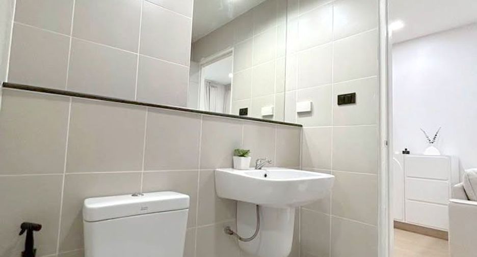 For sale 2 bedrooms condo in Mueang Chiang Mai, Chiang Mai