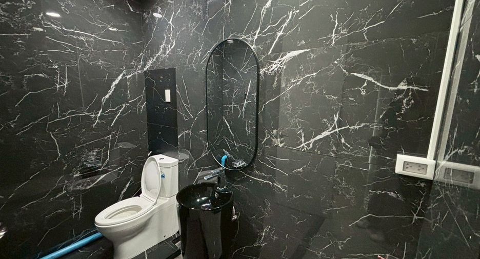 For sale 1 bed condo in Bang Kho Laem, Bangkok