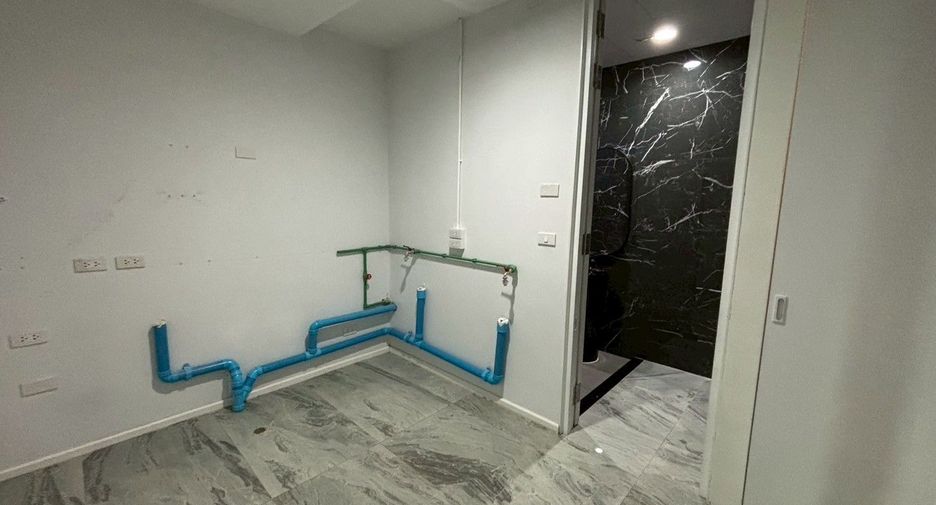 For sale 1 bed condo in Bang Kho Laem, Bangkok