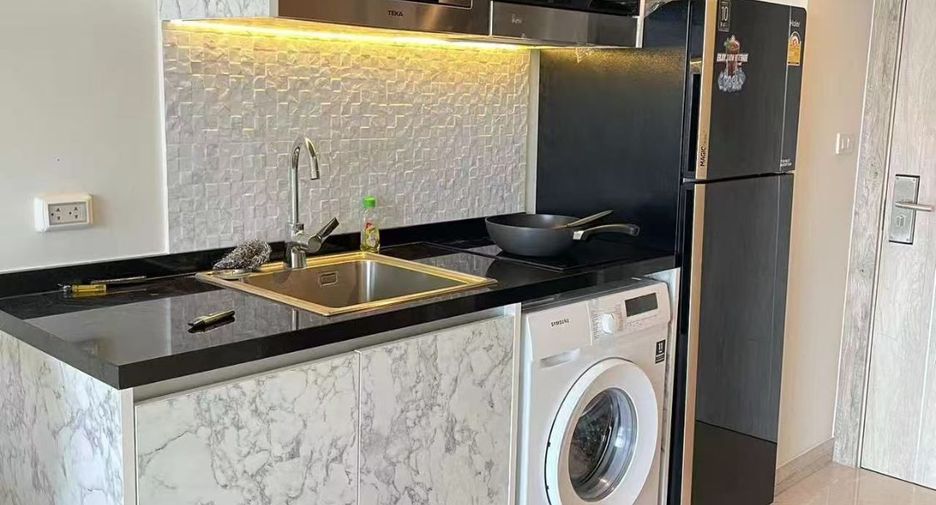 For rent and for sale 1 bed condo in Bang Lamung, Chonburi