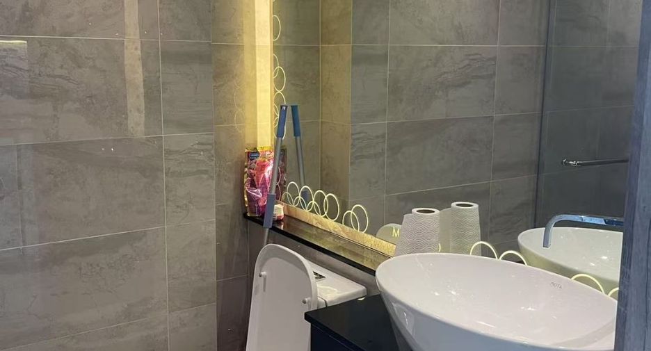 For rent and for sale 1 bed condo in Bang Lamung, Chonburi
