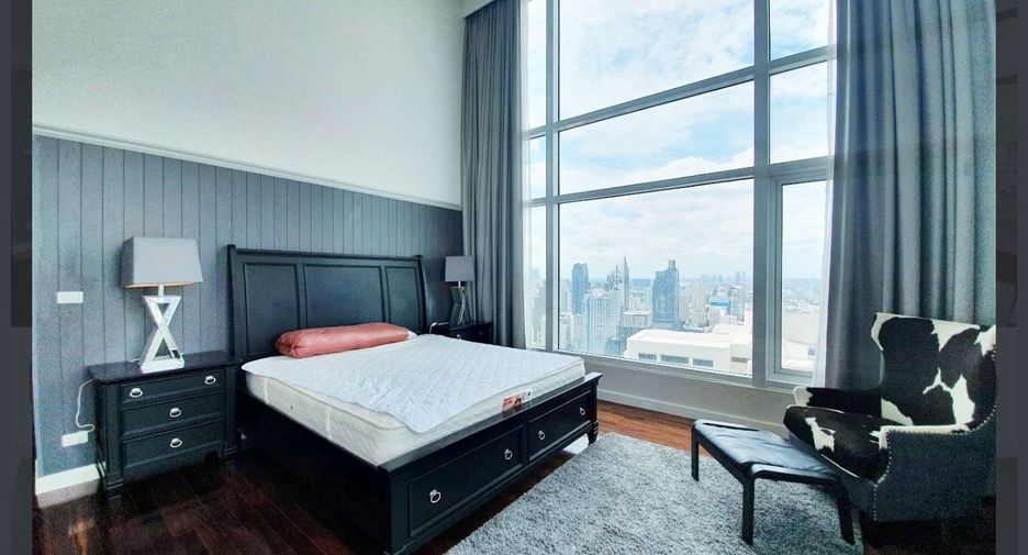 For rent 4 ベッドルーム condo in Watthana, Bangkok