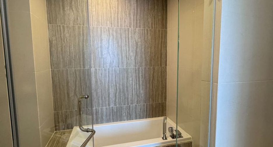 Wohnung zum Kauf mit 1 Zimmer in Si Racha, Chonburi
