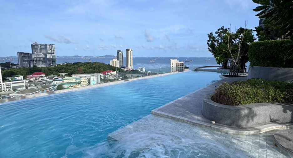Wohnung zum Kauf mit 1 Zimmer in Si Racha, Chonburi