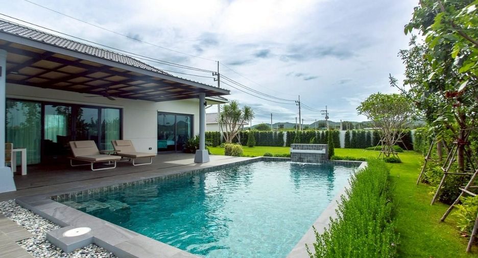 For sale 3 bedrooms villa in Hua Hin, Prachuap Khiri Khan
