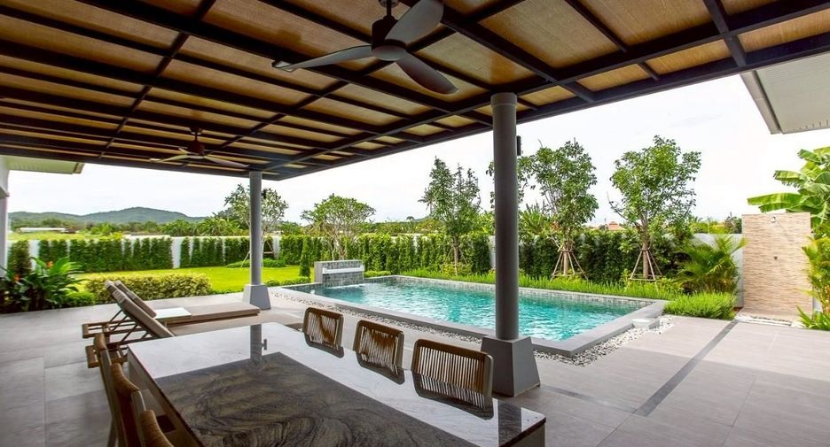 For sale 3 bedrooms villa in Hua Hin, Prachuap Khiri Khan